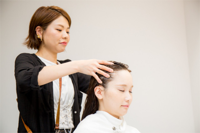 新潟市で髪質改善の相談を承っている【TERRACEhair】ではヘッドスパ・トリートメントも可能！